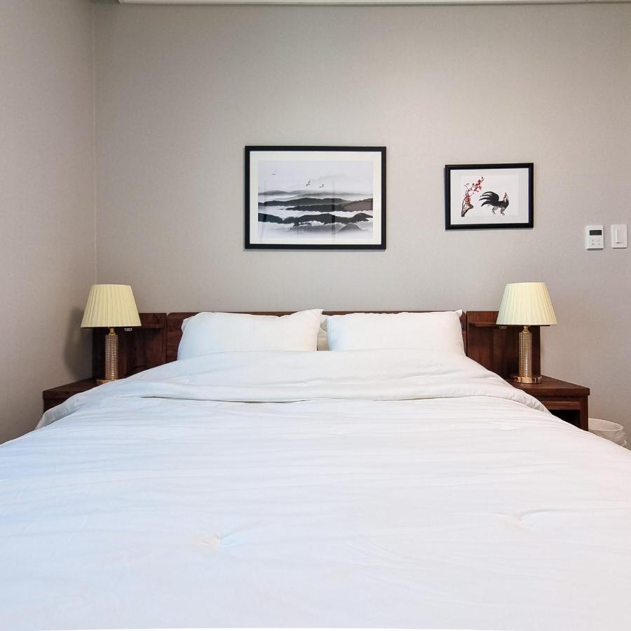 פייונגטק Humphreys 2 Min Vintage Korean Room מראה חיצוני תמונה